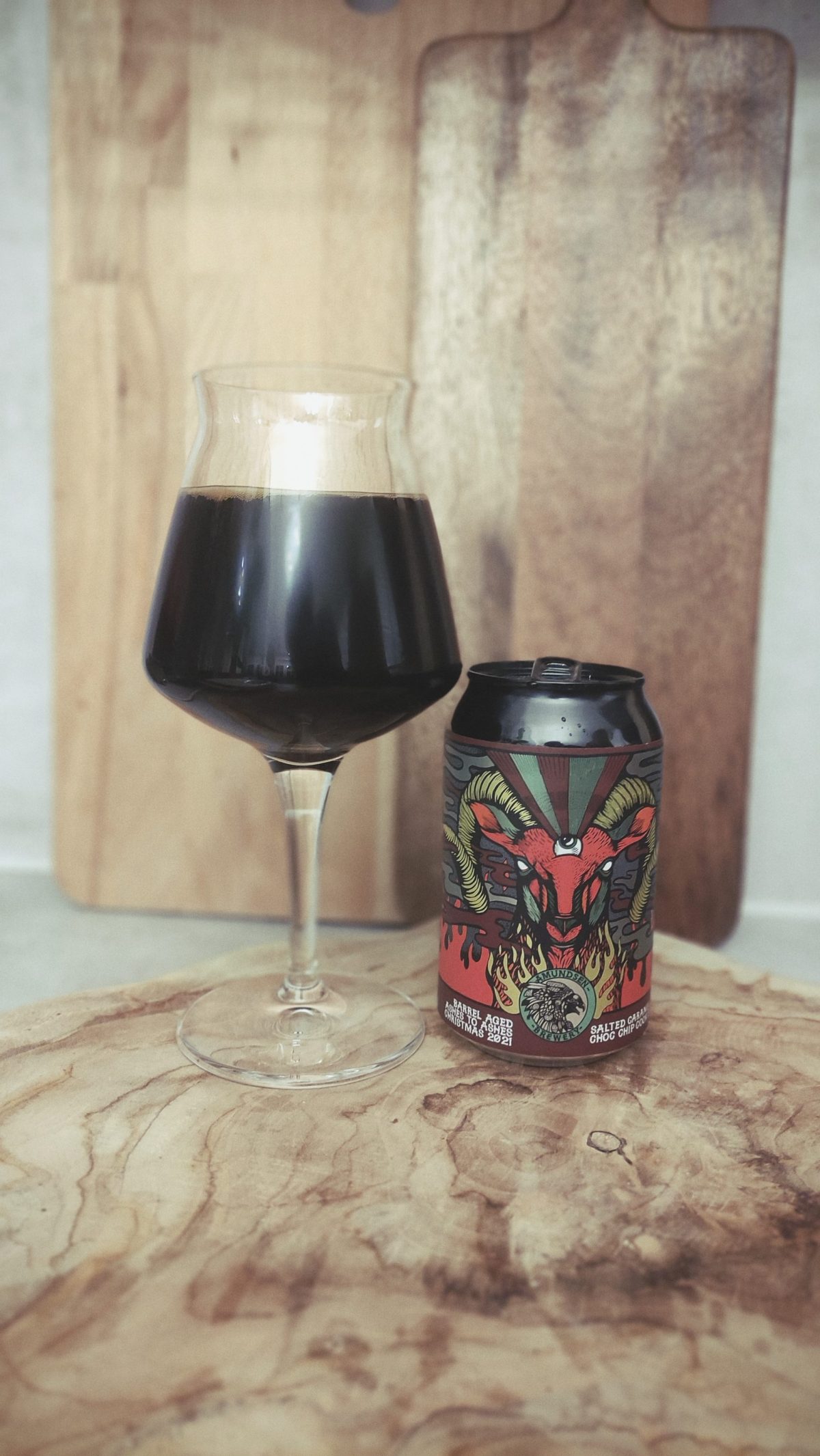 Kuva oluesta Amundsen Brewery Barrel Aged Ashes To Ashes Christmas 2021