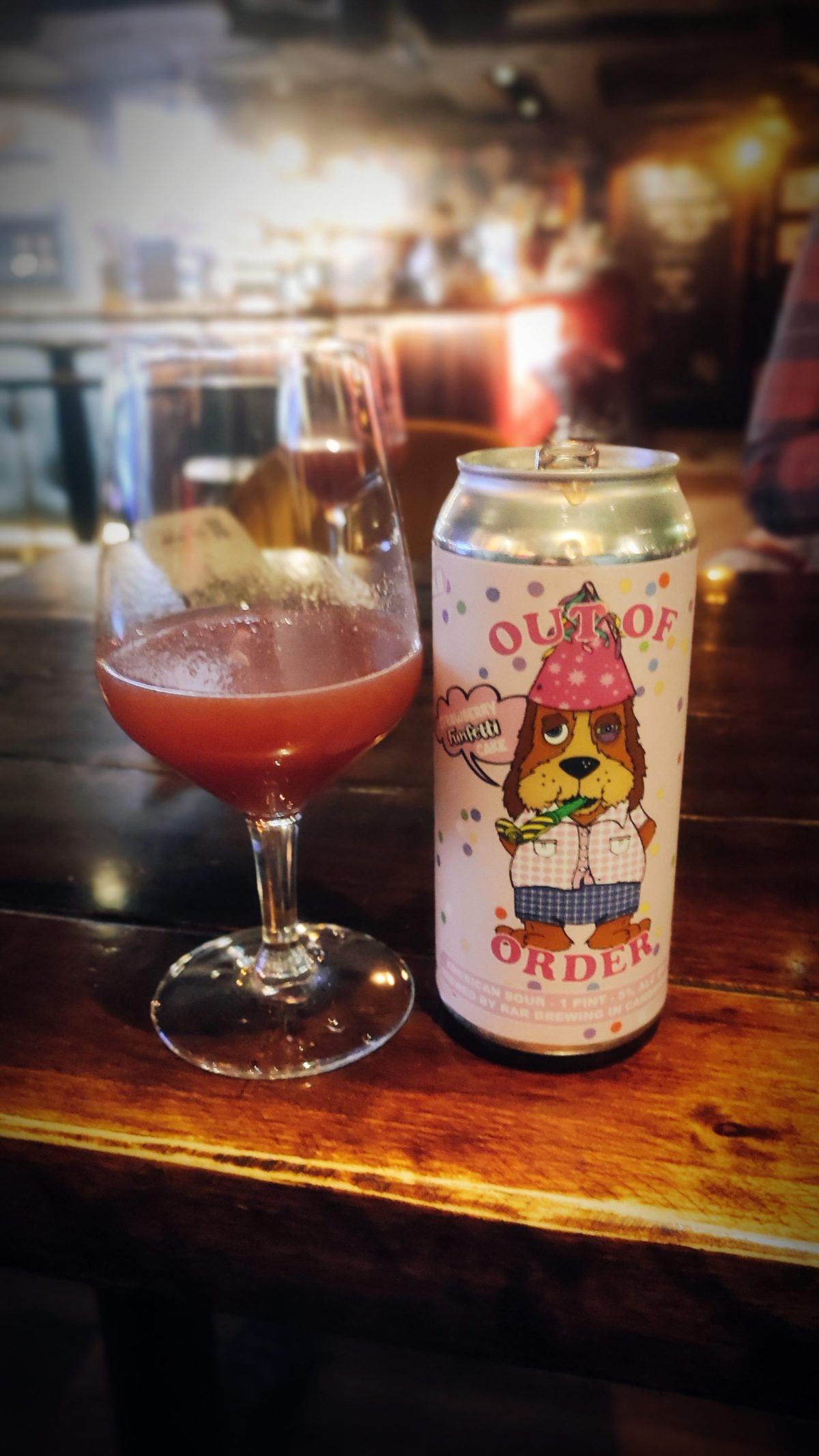 Kuva oluesta RaR Brewing Out Of Order: Strawberry Funfetti Cake